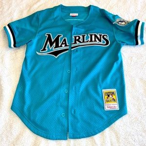 Authentic Mitchell & Ness Andre Dawson Jersey